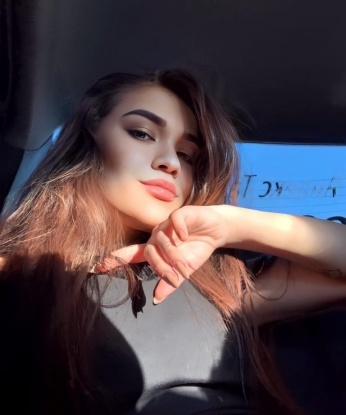Яна, 22